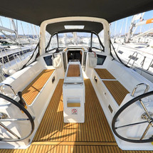 Beneteau Oceanis 38.1