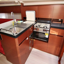 Hanse 418