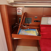 Hanse 418