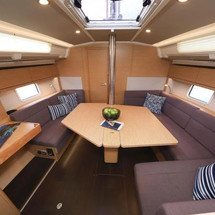 Hanse 418