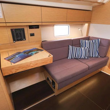 Hanse 418