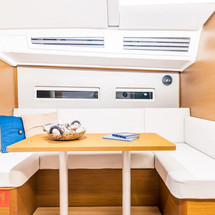 Jeanneau Sun Odyssey 410