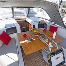 Hanse 385