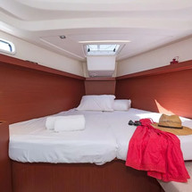 Hanse 385