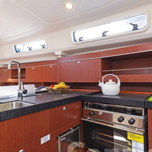 Hanse 385