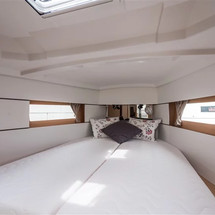 Beneteau Oceanis 38.1
