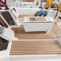 Beneteau Oceanis 38.1