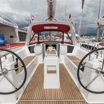 Beneteau Oceanis 38.1