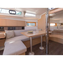 Beneteau Oceanis 38.1