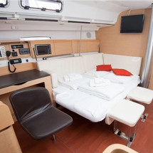 Beneteau First 45