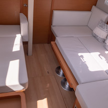 Jeanneau Sun Odyssey 410