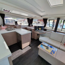 Fountaine Pajot Astrea 42