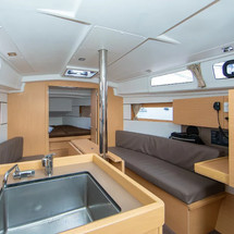 Beneteau Oceanis 35.1