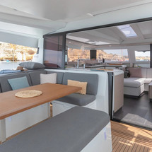 Fountaine Pajot Astrea 42