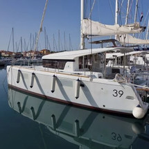Lagoon 39