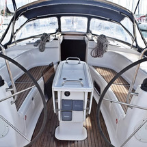 Bavaria 44