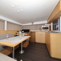 Lagoon 400 S2