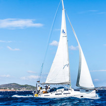 Hanse 418