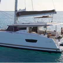 Fountaine Pajot Lucia 40