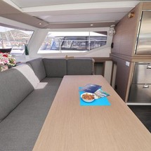 Fountaine Pajot Lucia 40