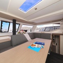 Fountaine Pajot Lucia 40