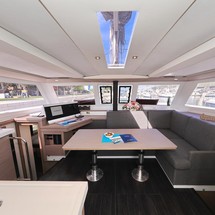 Fountaine Pajot Lucia 40