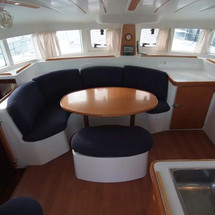 Lagoon 380 S2