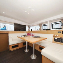 Lagoon 400 S2