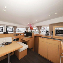 Lagoon 400 S2