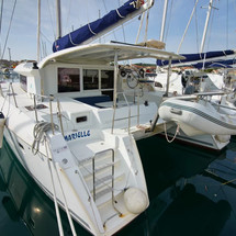 Lagoon 421