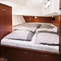 Delphia 47