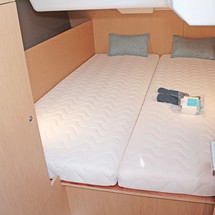 Beneteau Oceanis 38.1