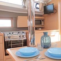 Beneteau Oceanis 38.1