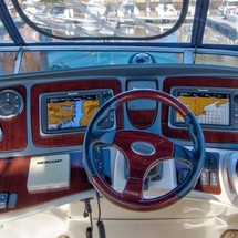 Meridian 391 Sedan