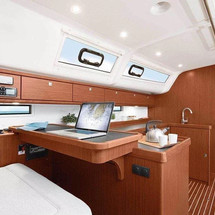 Bavaria Cruiser 51