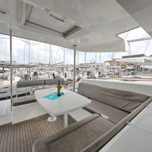 Lagoon 450 F