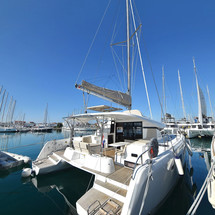 Lagoon 42