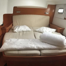 Lagoon 440