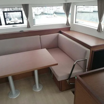 Lagoon 40