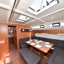 Bavaria Cruiser 51