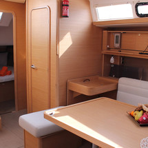 Dufour 460