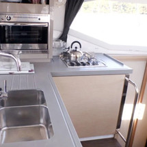 Fountaine Pajot Lucia 40