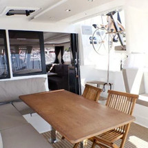 Fountaine Pajot Lucia 40