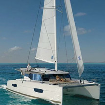 Fountaine Pajot Lucia 40