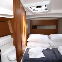 Jeanneau Sun Odyssey 410