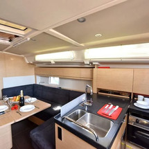 Hanse 418