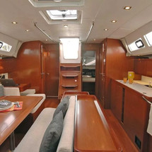 Beneteau Oceanis 50 Family