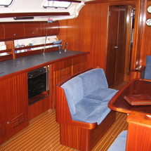 Bavaria 44