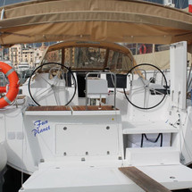 Dufour 460