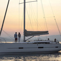 Dufour 460